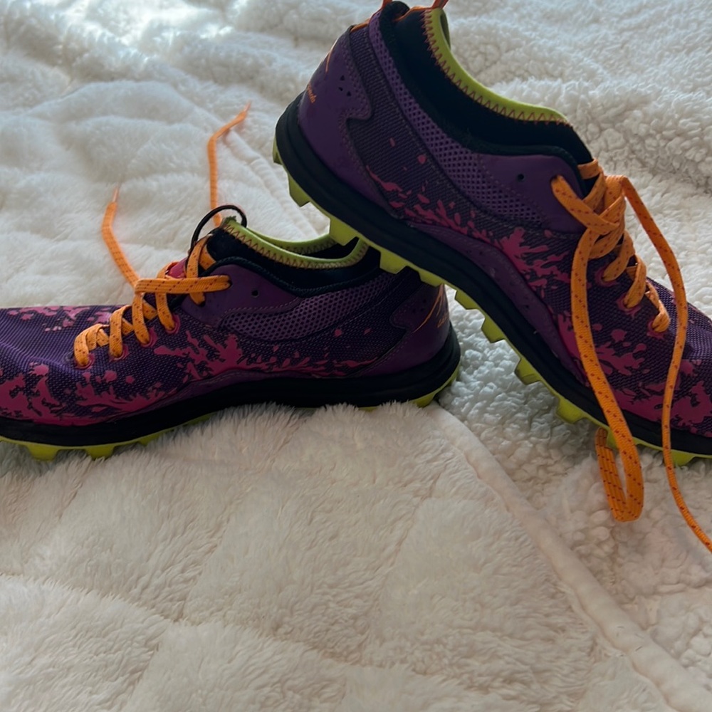 ASICS Trail running shoes